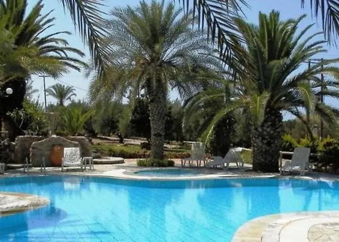 Kazamia Apartments With Sharing Pool