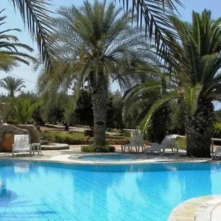 Kazamia Apartments With Sharing Pool Айя-Фотия Экстерьер фото