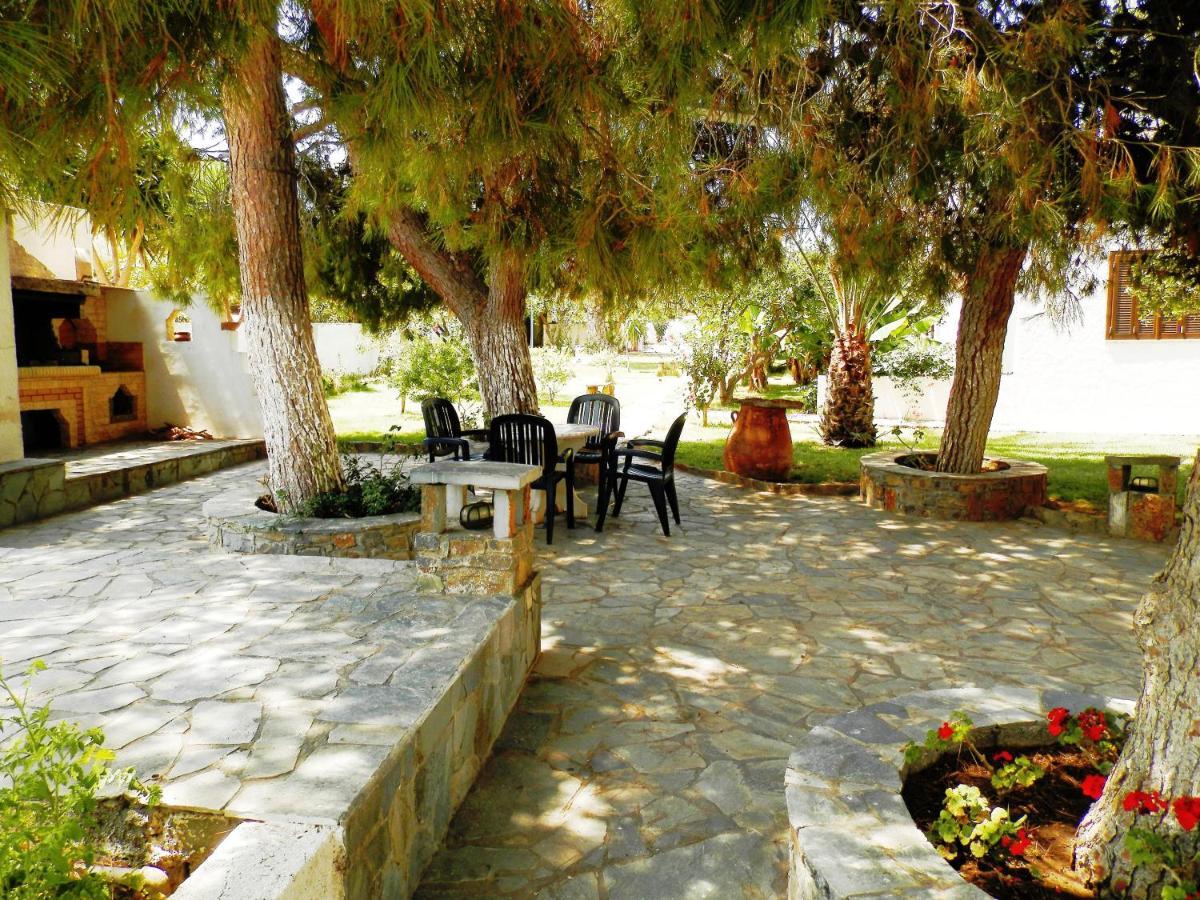 Kazamia With Sharing Pool Apartment
