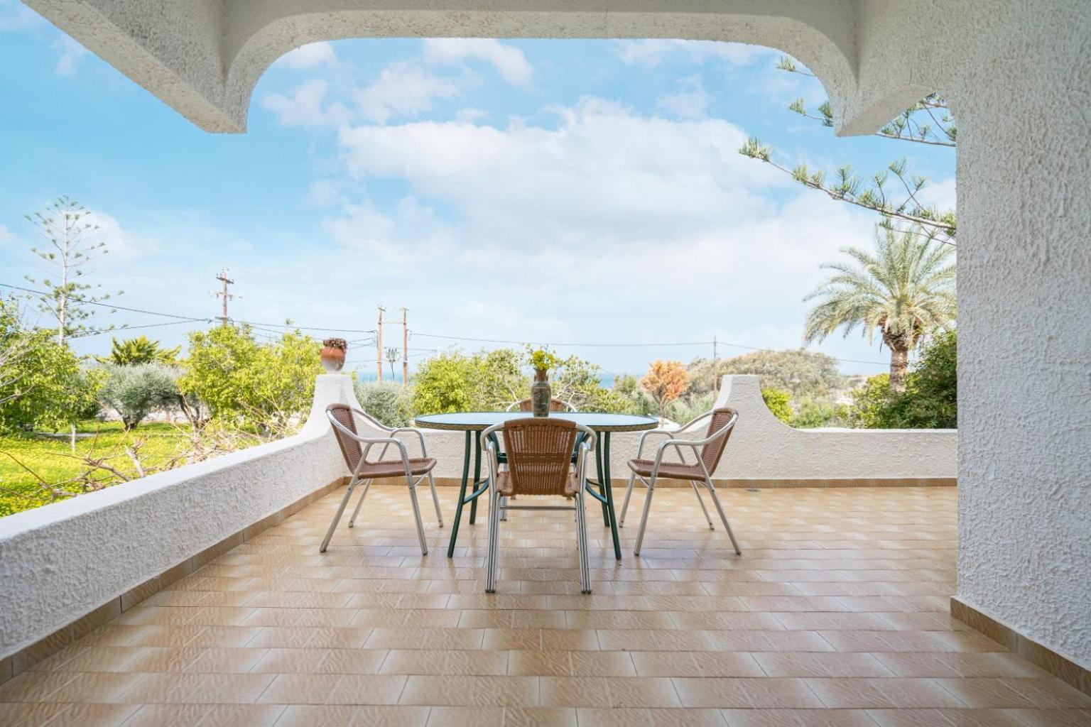 Apartment Kazamia With Sharing Pool